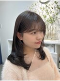 リラクシーなフェミニンヘア