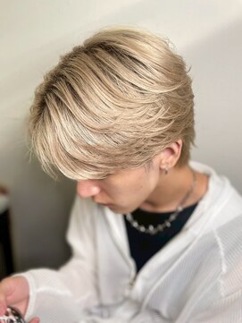 ワンズナゴヤ 名古屋栄店(ONE's NAGOYA) 韓国マッシュスペインカールスパイーキーショートブルーブラック