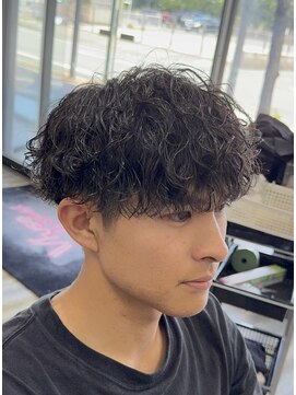 アフューズバイストゥー(Vfuse by StueW) カール感強めツイストスパイラルパーマ