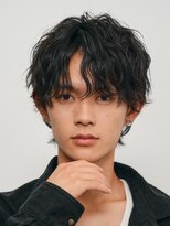 フィフス 天神大名(fifth)&nbsp;天神大名シャドウパーマメンズカットセンターパートウルフ30代