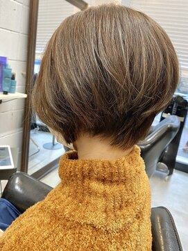 イン(in.) <49>ショートボブ