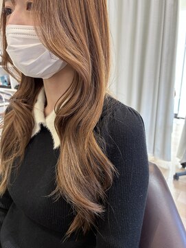 エル バイ ファースト(L by first) 【L by first】動きのあるレイヤーカット