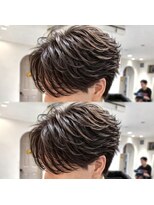 アイトーキョープラスシー 横浜(AI TOKYO+Sea)&nbsp;横浜/高島町/フェザーパーマ/毛流れパーマ/センターパート