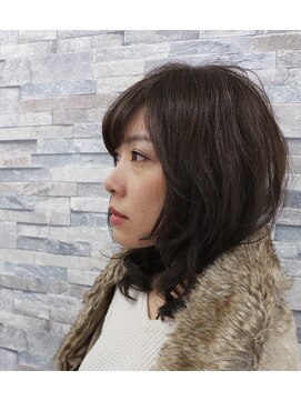 エアープロデュース(AIRE produce) ゆるふわミディアムヘア