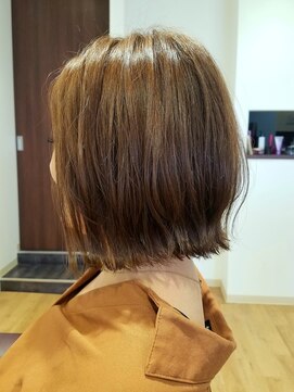 ホーム(home.) 前下がりボブ