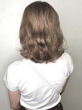 ソース 梅田(SOURCE) 【SOURCE】ミディアムグレージュ