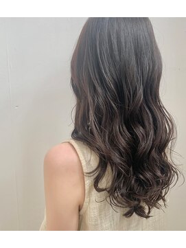 エキップクーラージュグラン ゆるふわカールアッシュグレー