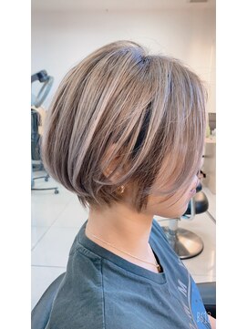 キャパ 秦野(CAPA) シャドールーツショート