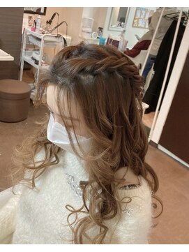 アールイー(Re:) 前髪アレンジヘアセット