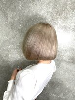 ニノ(nino) 【NINO】ブロンド ショートボブ