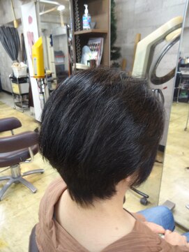 ヴァンテアン 巣鴨店 大人可愛い30代40代50代60代前下がりショートボブ丸みショート◎