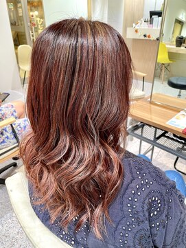 ゼストララ(ZEST Lara) 【YUICHI】入れ放題！ハイライト×髪質改善 艶カラー【吉祥寺】