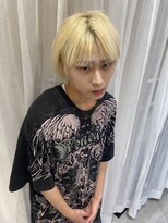 メンズセンターパート中性ボブ