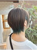 イメチェンショート　グリーンインナー　