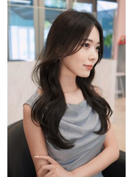 クム(kumu) 【kumu】 ロングレイヤー/顔周りカット/栄/名古屋/20代/30代