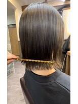 ワンダービューティーサノ(Wonder Beauty SANO) 切りっぱなしボブ×ぱつんとボブ