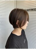 ショートボブ