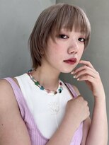 ギークス(GEEKS)&nbsp;【GEEKS渋谷】秋カラー/初ブリーチ/ミルクティーベージュ/ウルフ