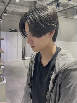 キートス(Kiitos)の写真/【西梅田駅/徒歩1分】メンズパーマで印象を決める。トレンドを抑えたSTYLEをメンズスタイリストがご提案*