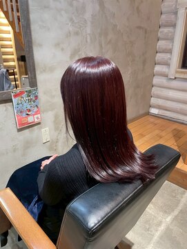 クレエ ヘアー デザイン(creer hair design) うるツヤストレートロング×カシスレッド艶カラー20代30代40代