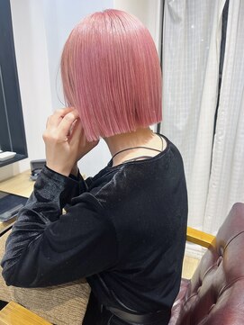 エミス バイ メルト 吉祥寺(emis by melt) 【吉田】ミニマルボブピンクブロンドハイトーン切りっぱなし