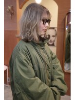 チャプター 問屋町(chapter)&nbsp;髪質改善ミルクティベージュ外はねボブケアブリーチダブルカラー