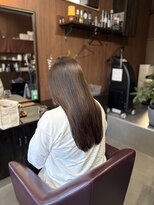 アオイ(Aoi) 「ロング×ブラウンカラーで叶えるツヤ髪スタイル