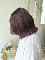 マロウイヴ(mallow eve)&nbsp;《花屋併設の美容院》くびれヘア×ブラウンレッド