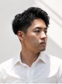 ビジネスにも使えるメンズパーマ