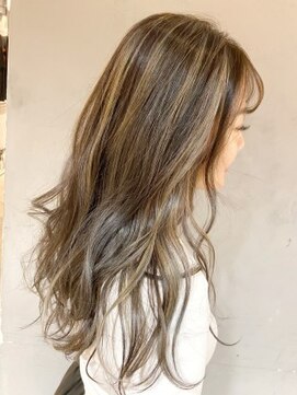 ジーナ(XENA) コントラストハイライト