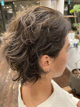 オルガ ヘアアンドメイク(Oluga hair&make) ハイライトメンズパーマ