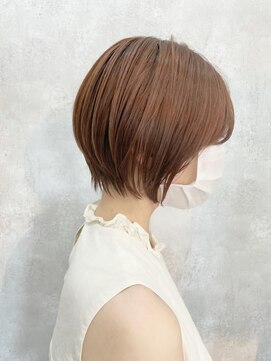ダブル(DOUBLE) キレイめショートボブ