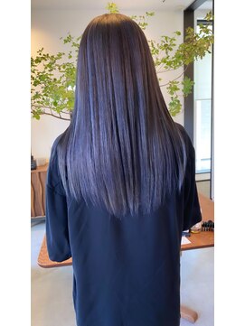 ヘリム(HELIM) 【石川尚之】ネイビーカラー♪シルバーグレージュ