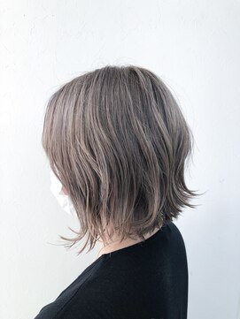 ピカソ こあら店 ミルクティーグレージュ