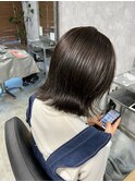 透明感グレージュカラー