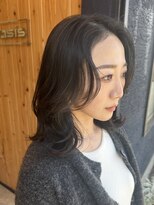 オアシス(oasis)&nbsp;【oasisオグラ】大人ツヤ暗髪くびれミディアムレイヤー