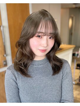 エイン(EYN) オリーブベージュ×ミディアムレイヤー/くすみベージュ/