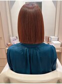 大人かわいい☆シャープにおさまる切りっぱなしボブ♪暖色カラー