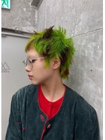 オーン 渋谷(OOn)&nbsp;ネオングリーン×ブラウンのショート