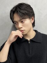 アイユー(ii+U)&nbsp;センターパート　フェザーパーマ　ショート　ニュアンスパーマ