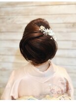 パシャ(Pasha)&nbsp;大きめシニョンスジ入り×和髪