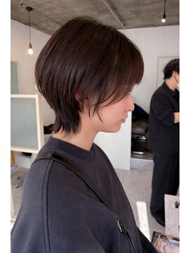 シャルム(charme) 耳掛けショートウルフ
