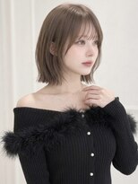 ユーフォリア エヌ 池袋サンシャイン通り店(Euphoria +n)&nbsp;切りっぱなしボブ外ハネシースルーバングアッシュグレージュ
