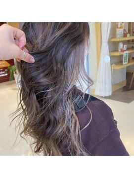 ルーフ 町田店(LUFE) 【LUFE町田】ラベンダーベージュインナーカラー 担当三宅