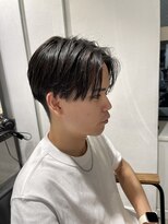 刈り上げセンターパート