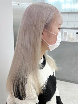 ウィコ 新宿(WICO) ホワイトミルクティー[新宿駅/フェミニン/モード/ダークアッシュ