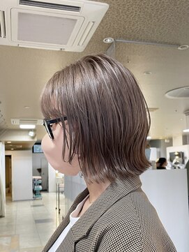 シャンプーボーイ 宮崎駅前店(SHAMPOO BOY) ハイトーン×ウルフボブ(^^)