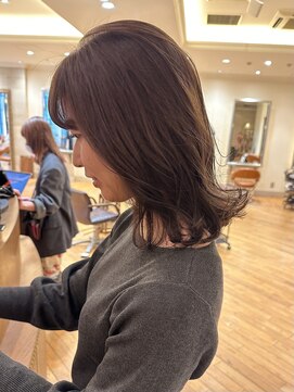 ビュートリアム265(BEAUTRIUM 265) ◎ミディアム/くびれレイヤー/レイヤーカット/顔周りカット/銀座