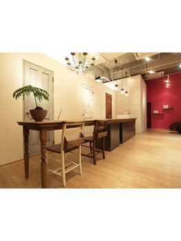 地域の人に愛されるお店。居心地の良い空間で贅沢なサロンタイムを☆何でもご相談下さい♪[保土ヶ谷]