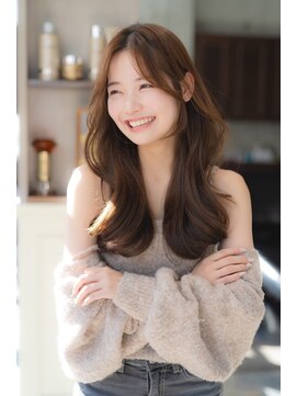 ザシー おおたかの森(The C) レイヤーカット・ブリーチなし艶カラー・お顔まわり丁寧にカット